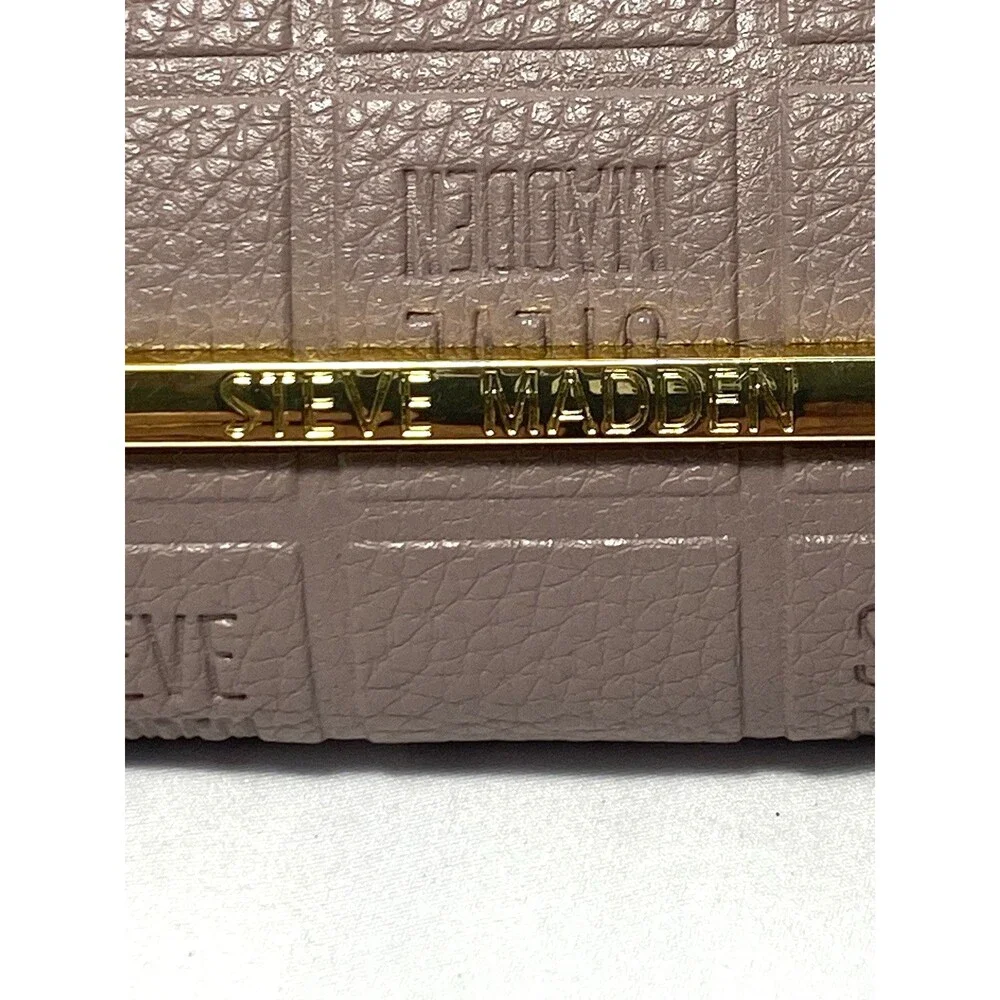 Steve Madden Mauve Logo Wristlet Zippered Wallet Purse Clutch Rectangle